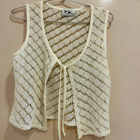 White beautiful shrug - Picture 5 of 7